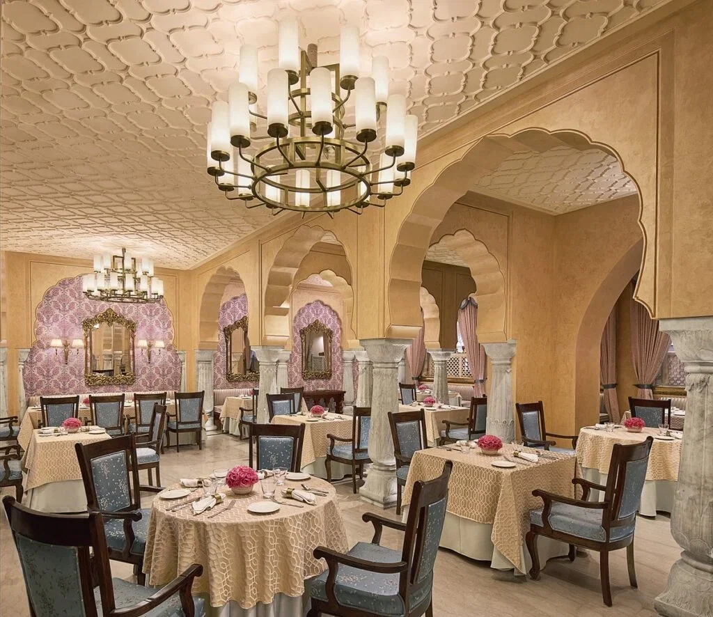  Dine like a Royal 