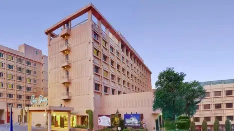 Hotel Clarks Shiraz